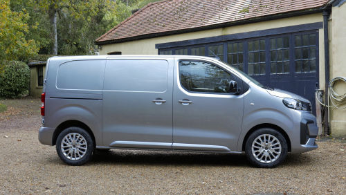 PEUGEOT EXPERT L1 DIESEL 1.5 BlueHDi 120 Professional Van view 13